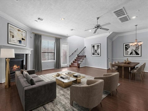 Townhouse For Rent - 11643 Royal Oaks View<br/> Houston, TX 77082