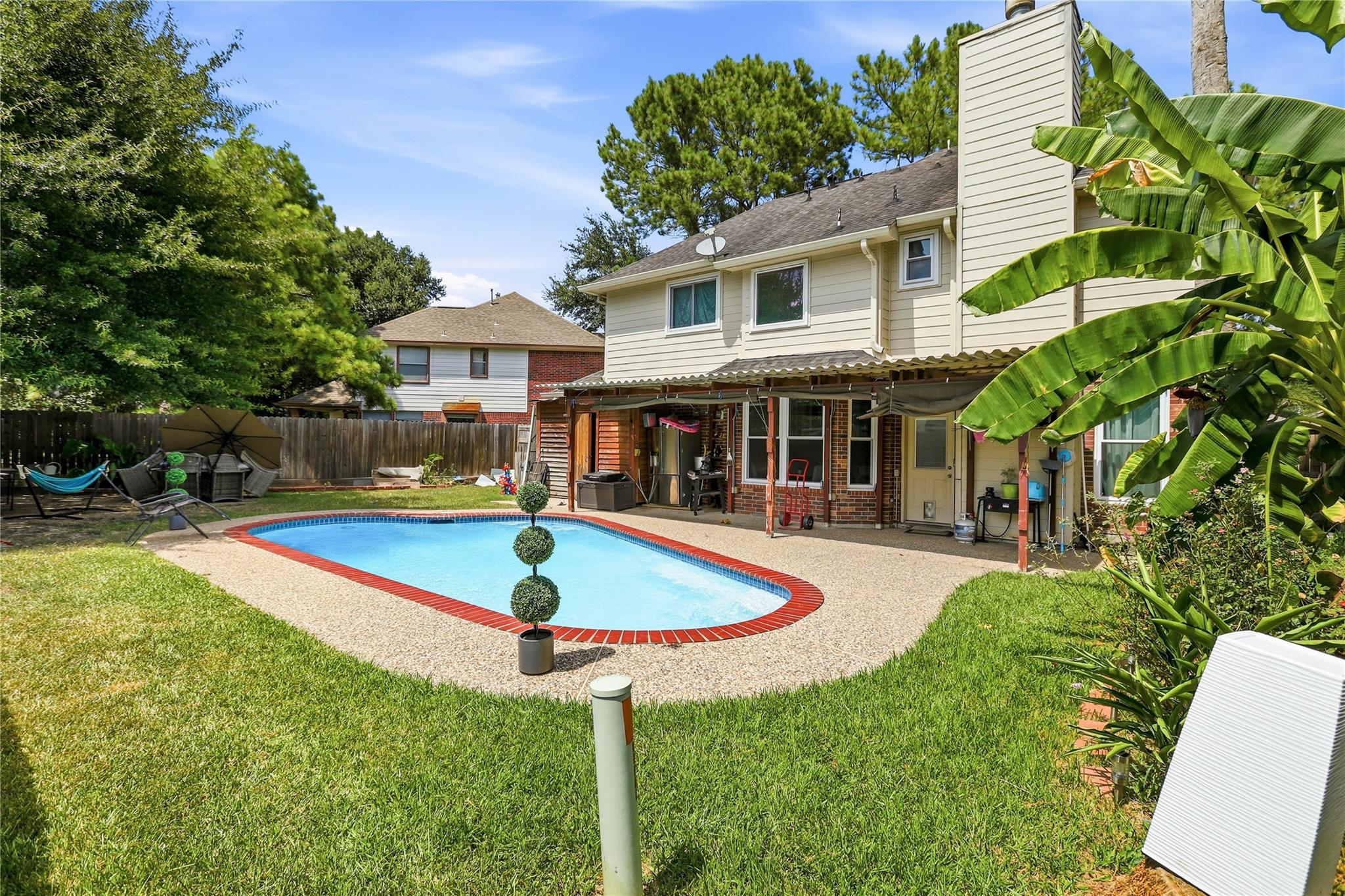 13915 Elmpark Court