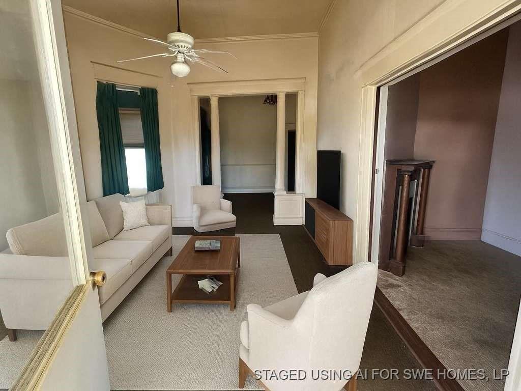 601 E Michalk Street