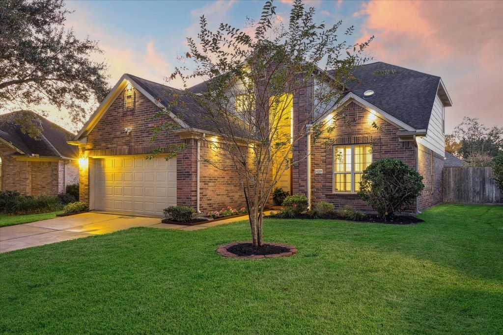 Photo of 14138 Ivy Bluff Court, Houston, TX 77062 (MLS # 41991403)