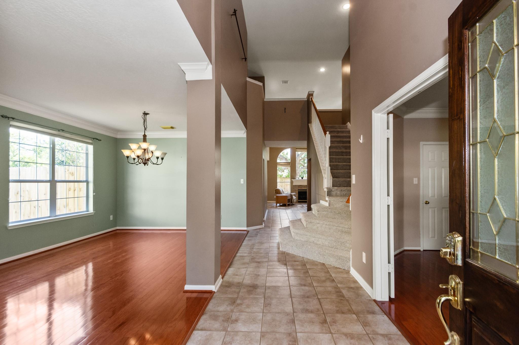 1602 Old Orchard Lane