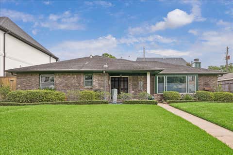 Photo of 3715 Underwood Street, Houston, TX 77025 (MLS # 62224025)