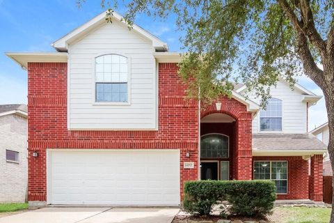 Photo of 13707 Broad Oaks Lane, Rosharon, TX 77583 (MLS # 73241505)