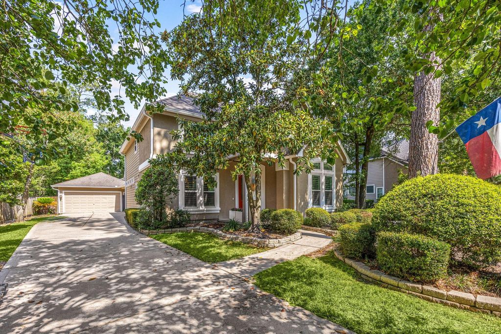 Photo of 6 Windflower Place, The Woodlands, TX 77381 (MLS # 62171023)