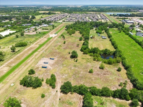 Photo of 18034 Kleb Street, Hockley, TX 77447 (MLS # 98459776)
