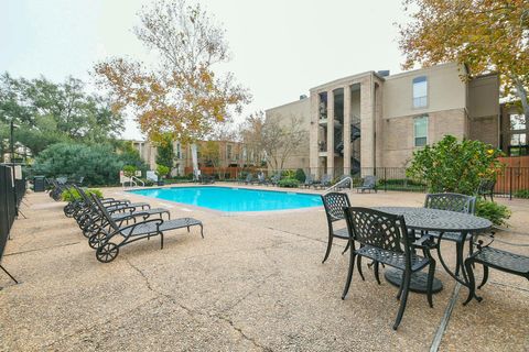 Photo of 4641 Wild Indigo Street #450, Houston, TX 77027 (MLS # 32176110)