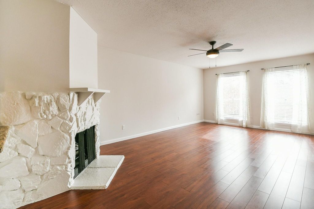 Photo of 4641 Wild Indigo Street #450, Houston, TX 77027 (MLS # 32176110)