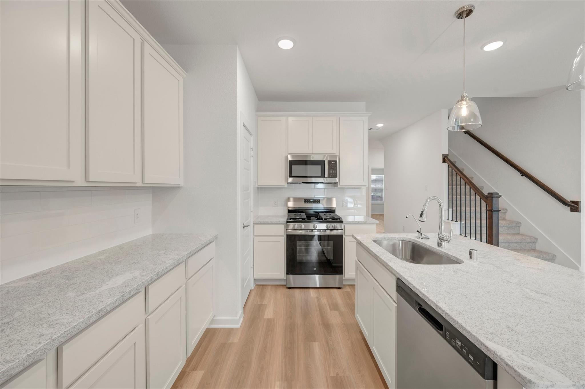 3407 Angus Farm Drive