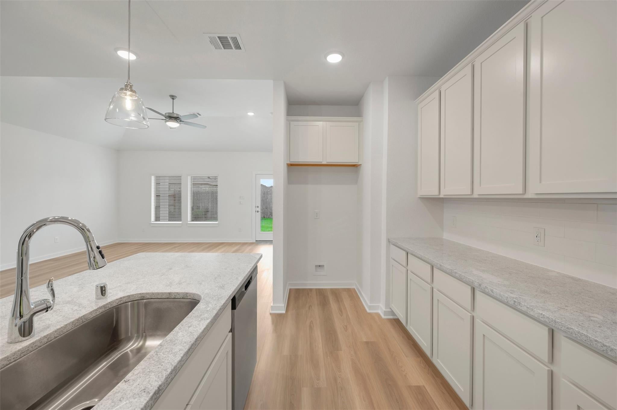 3407 Angus Farm Drive