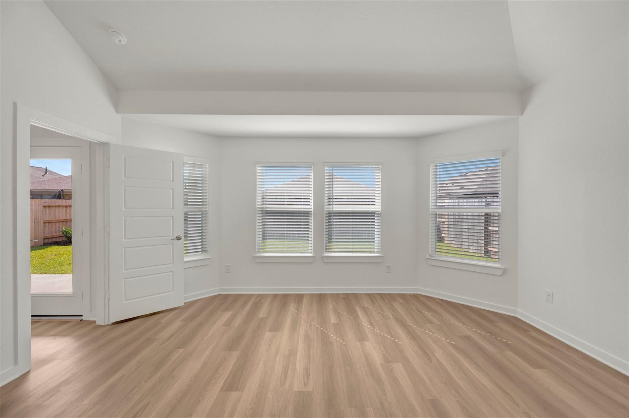 3407 Angus Farm Drive