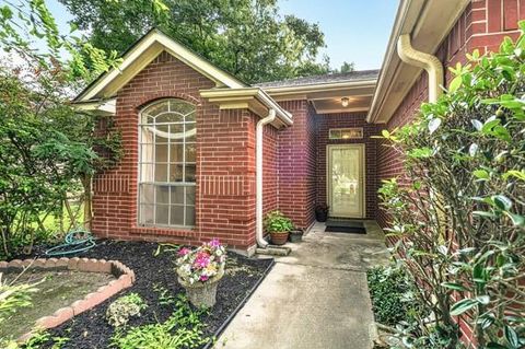 Photo of 1727 Millhouse Road, Houston, TX 77073 (MLS # 69607590)