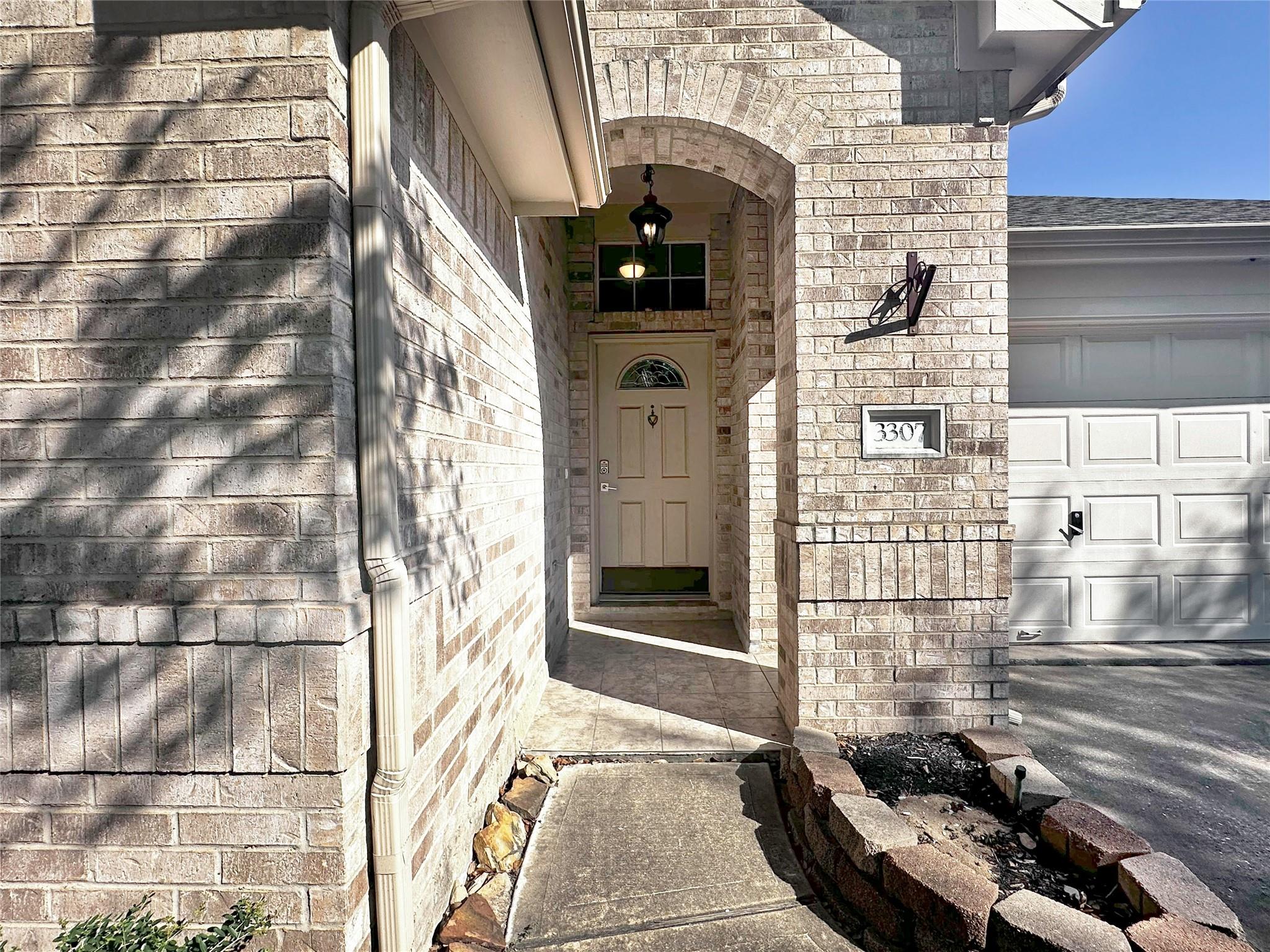 3307 Raintree Village Drive