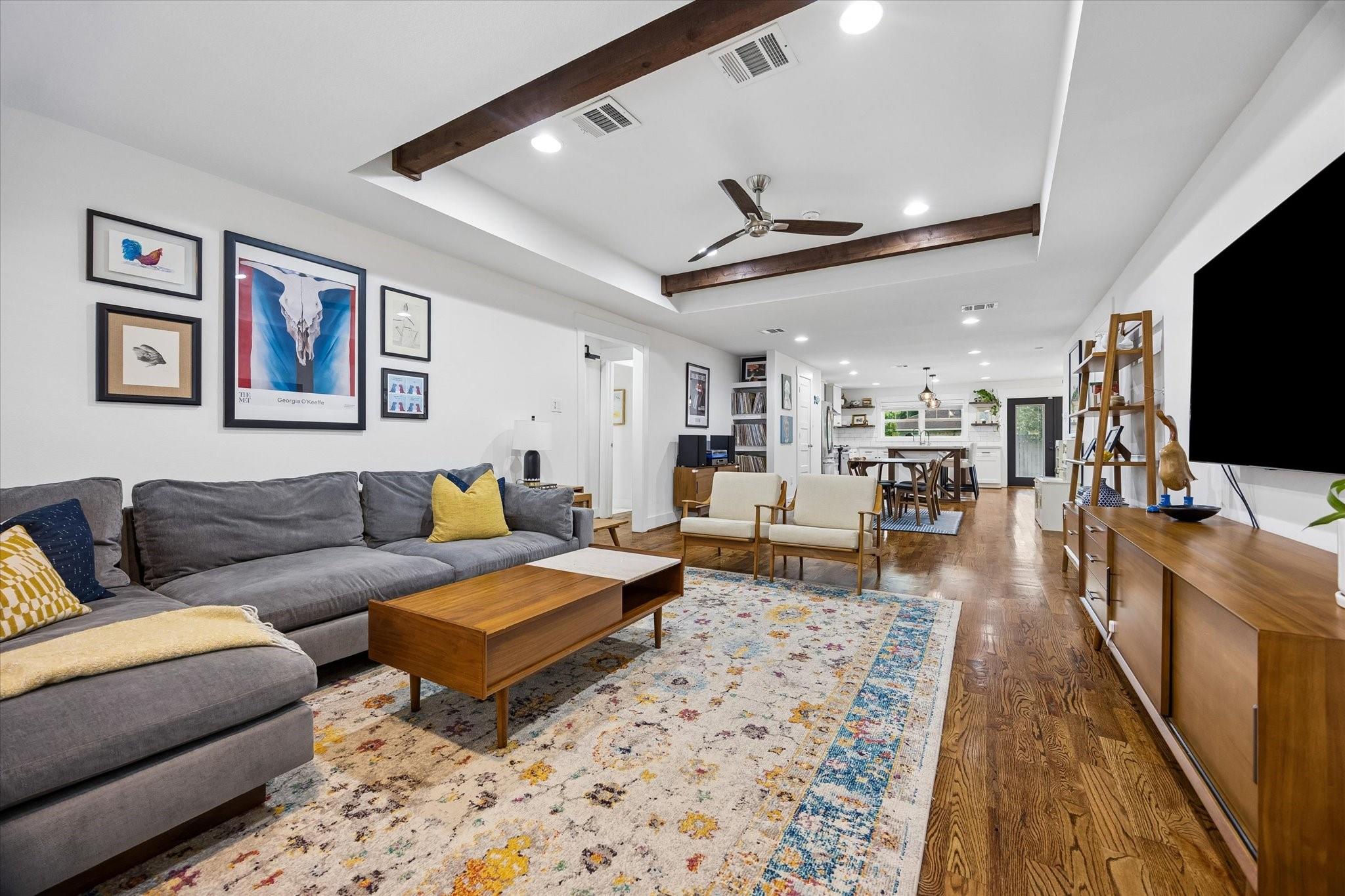 4711 Edison Street