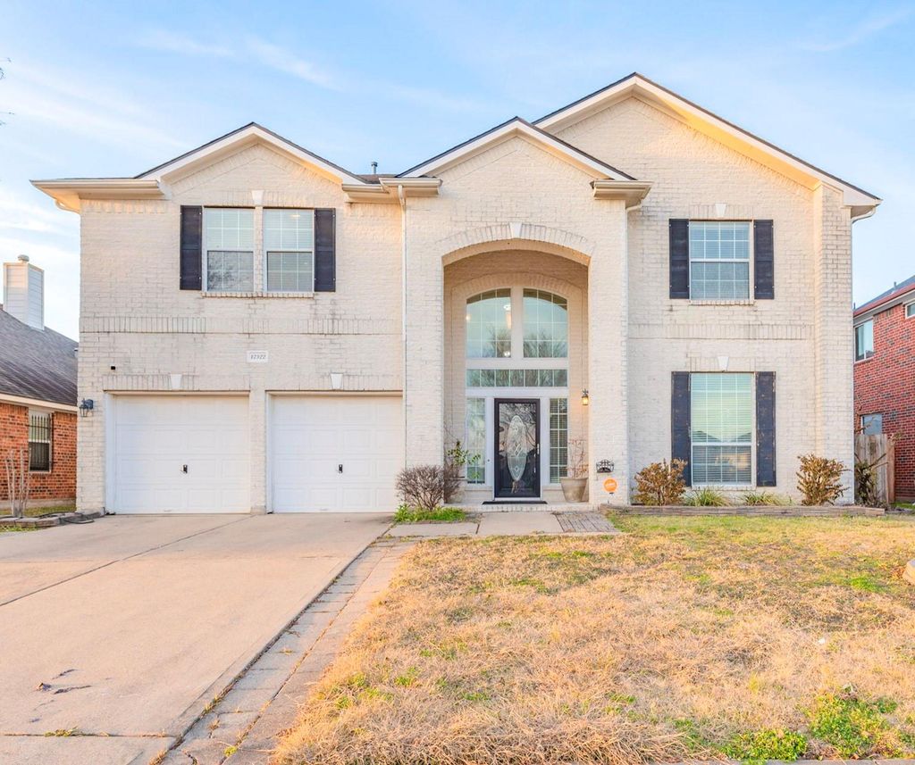 Photo of 12522 E Nantucket Road, Sugar Land, TX 77478 (MLS # 48740272)