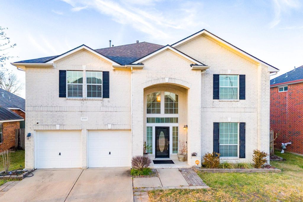 Photo of 12522 E Nantucket Road, Sugar Land, TX 77478 (MLS # 48740272)