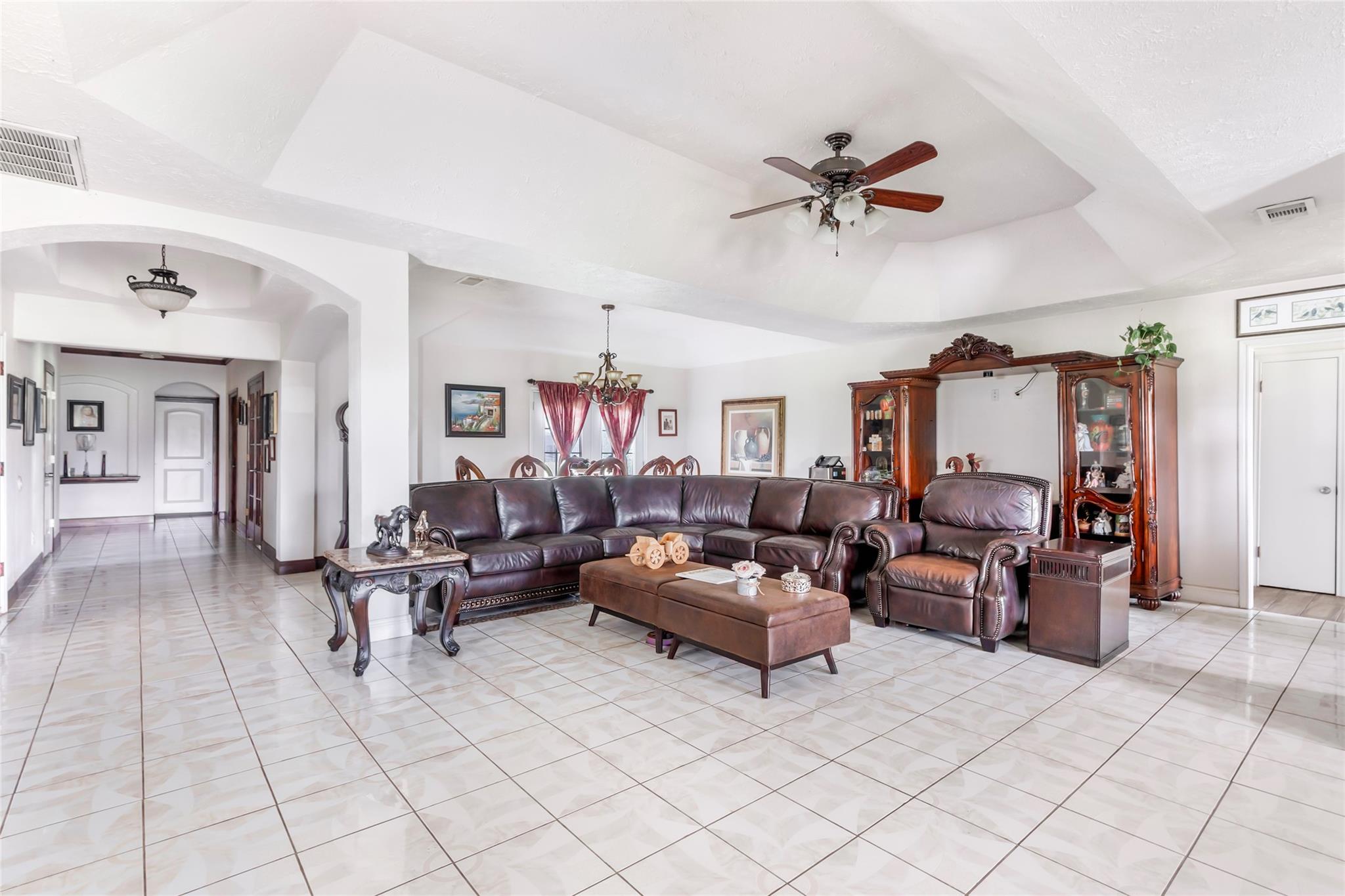 15123 Lindstrom Road