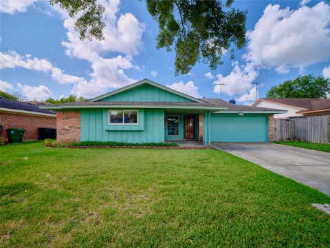 Photo of 1018 Shawnee Street, Houston, TX 77034 (MLS # 88607087)