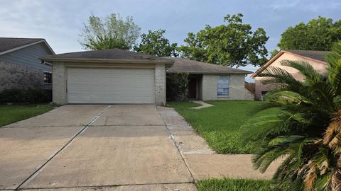 Photo of 5150 Prairie Ridge Road, Houston, TX 77053 (MLS # 28339478)