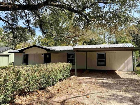 Photo of 3244 Brent Drive, Orange, TX 77632 (MLS # 7696050) Photo of 3244 Brent Drive, Orange, TX 77632 (MLS # 7696050)