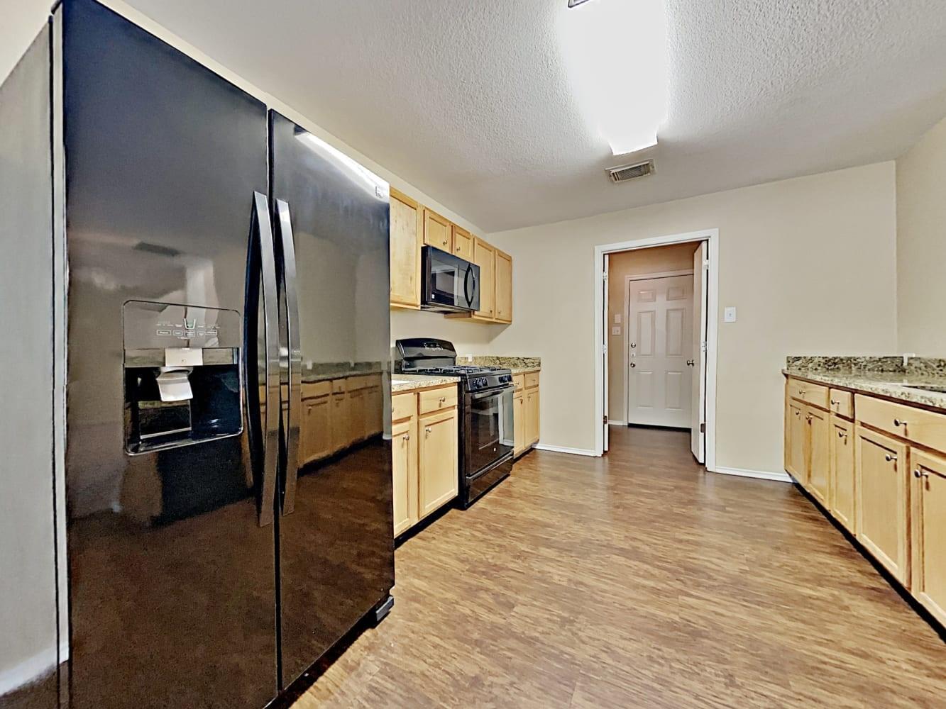 9211 Shaded Pines Drive