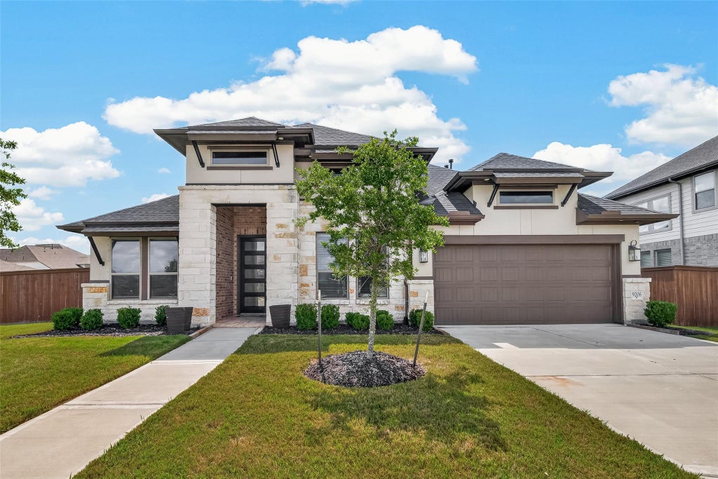 Photo of 9206 Bluestem Court, Manvel, TX 77578 (MLS # 62781917)