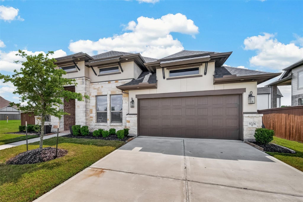 Photo of 9206 Bluestem Court, Manvel, TX 77578 (MLS # 62781917)