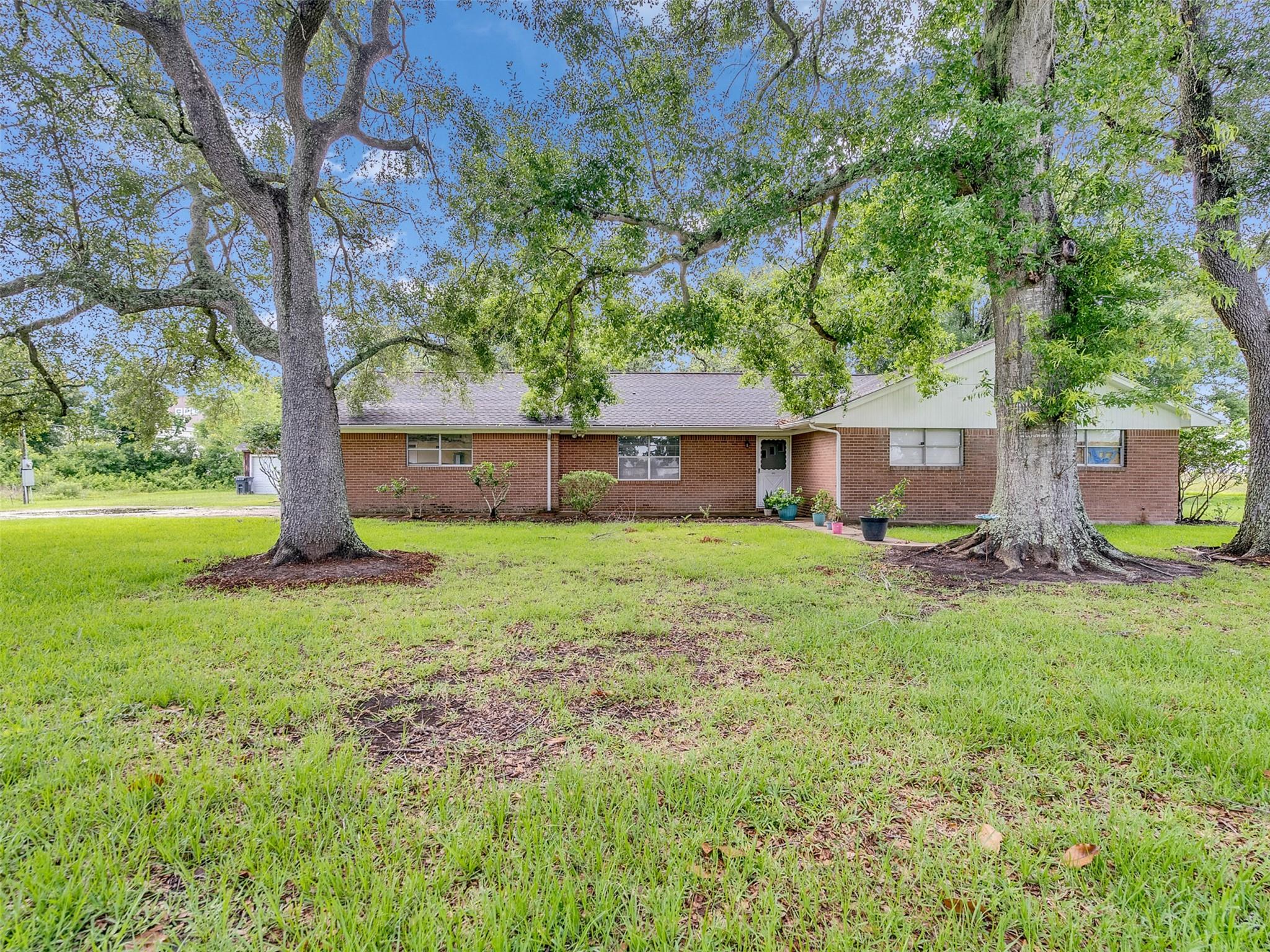 2453 Roy Road