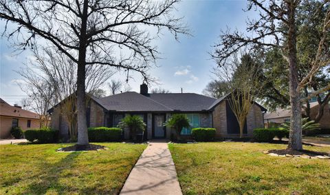 Photo of 2515 Glenn Lakes Lane, Missouri City, TX 77459 (MLS # 63423730)