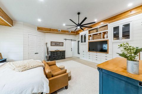 Photo of 209 Horse Shoe Trail, Angleton, TX 77515 (MLS # 62954251)