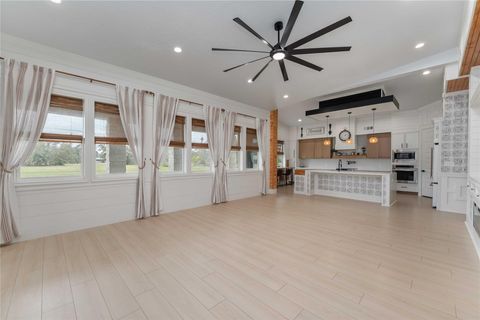 Photo of 209 Horse Shoe Trail, Angleton, TX 77515 (MLS # 62954251)