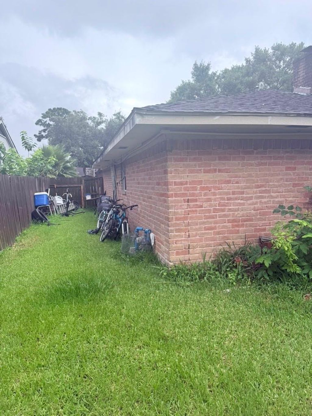 Photo of 10807 Sageleaf Lane, Houston, TX 77089 (MLS # 14110583)