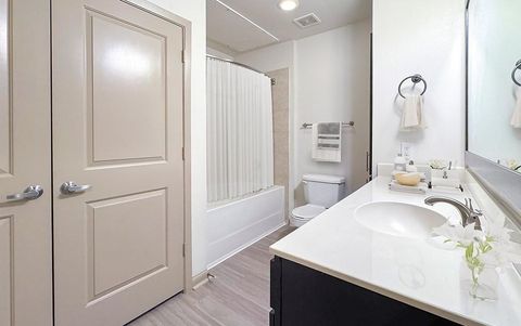 Tiny photo for 306 Mcgowen Street #1307, Houston, TX 77006 (MLS # 44180195)