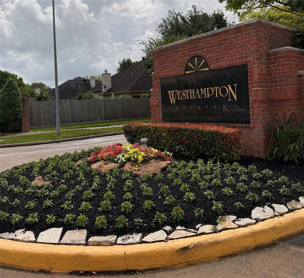 Photo of 3147 W Hampton Drive, Houston, TX 77082 (MLS # 93172270)