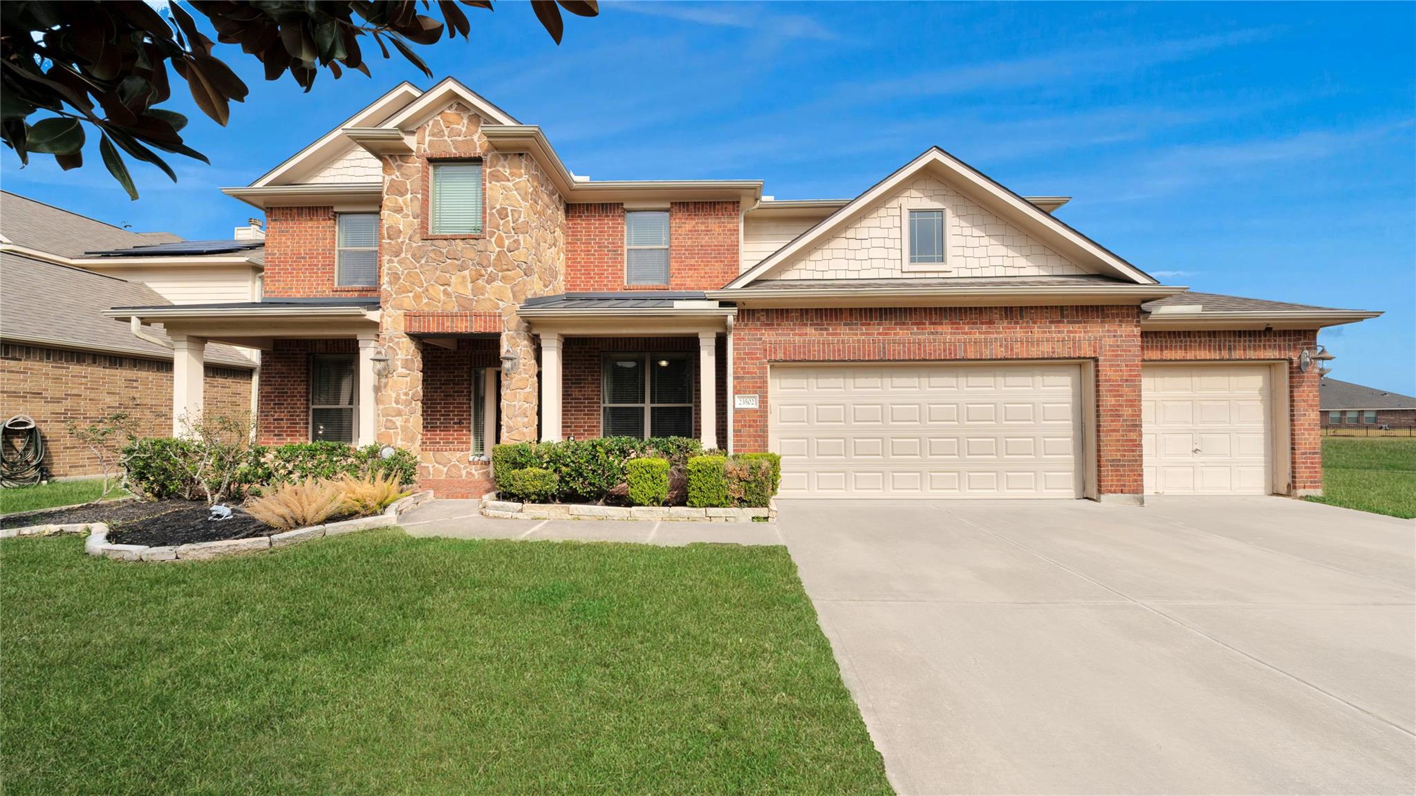 23502 Starbridge Lake Lane
