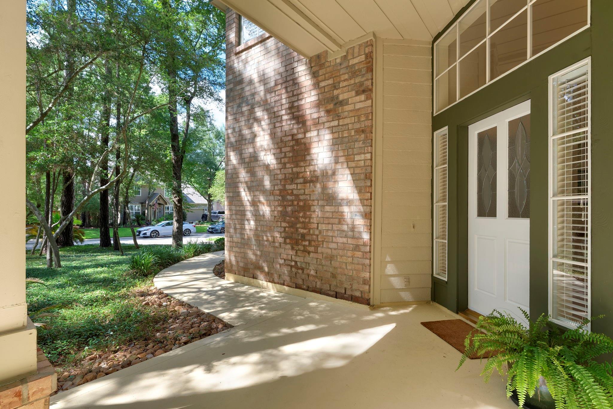 74 E Greywing Circle