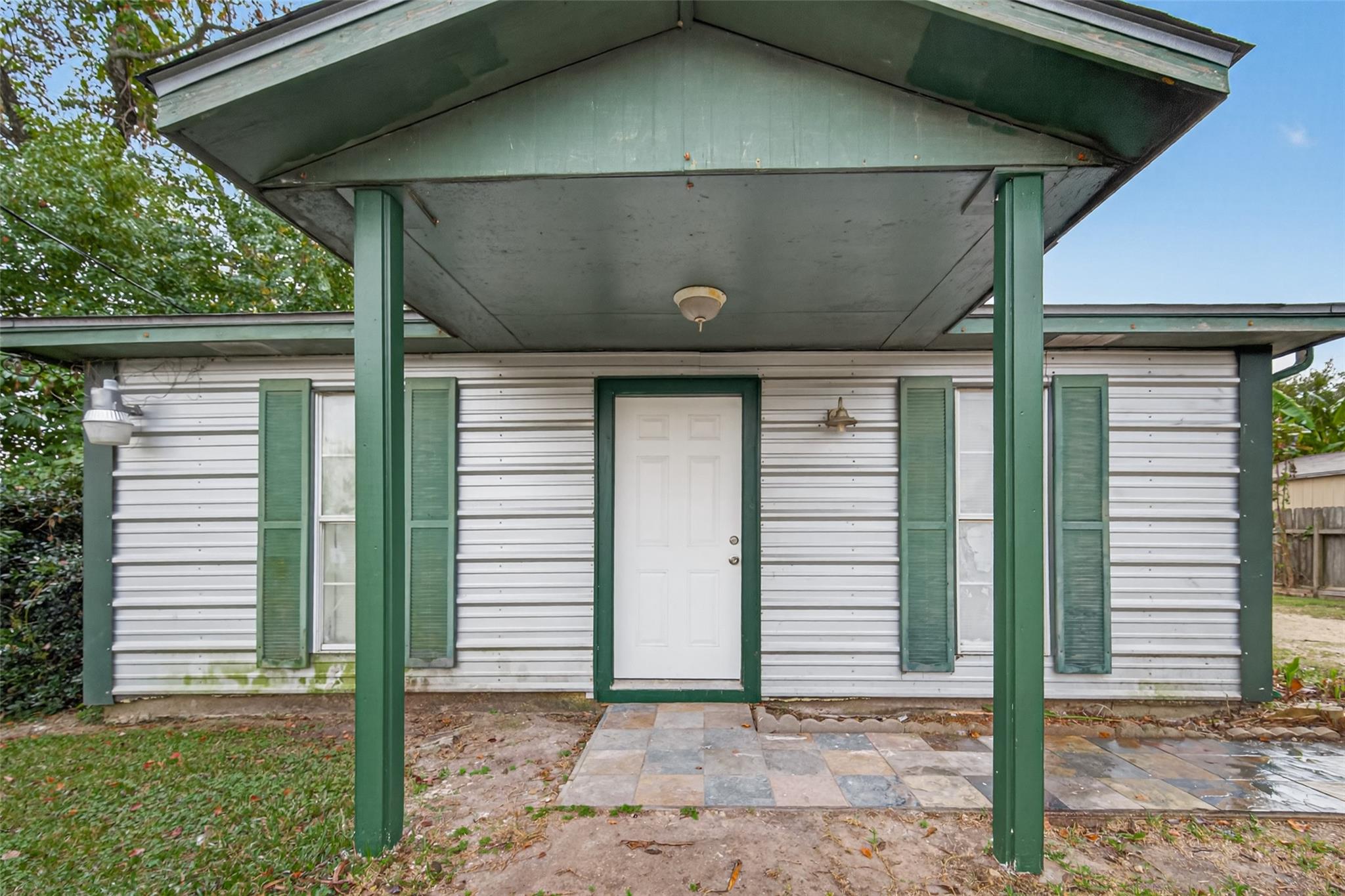 105 Clear Lake Road A