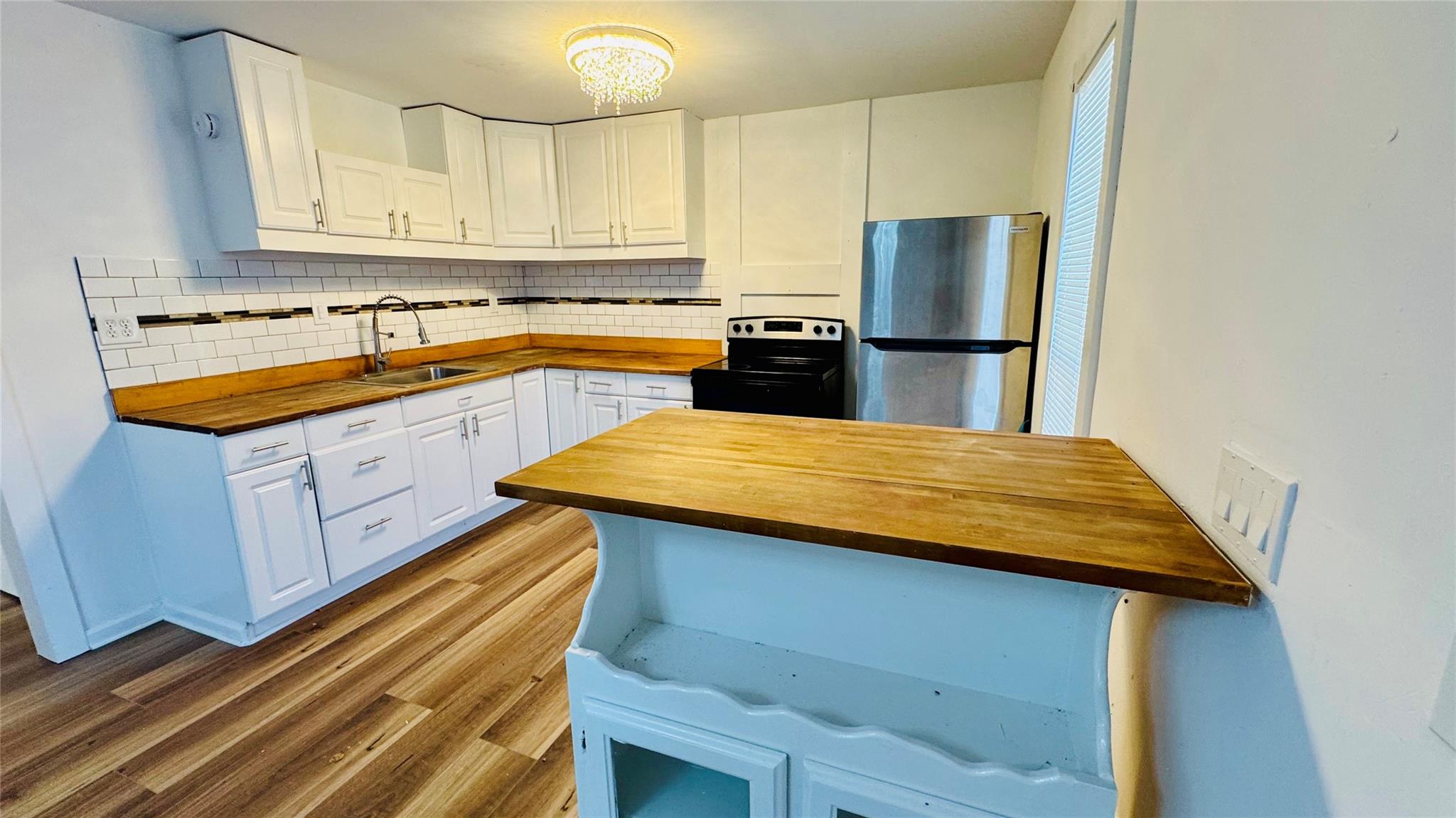 105 Clear Lake Road A