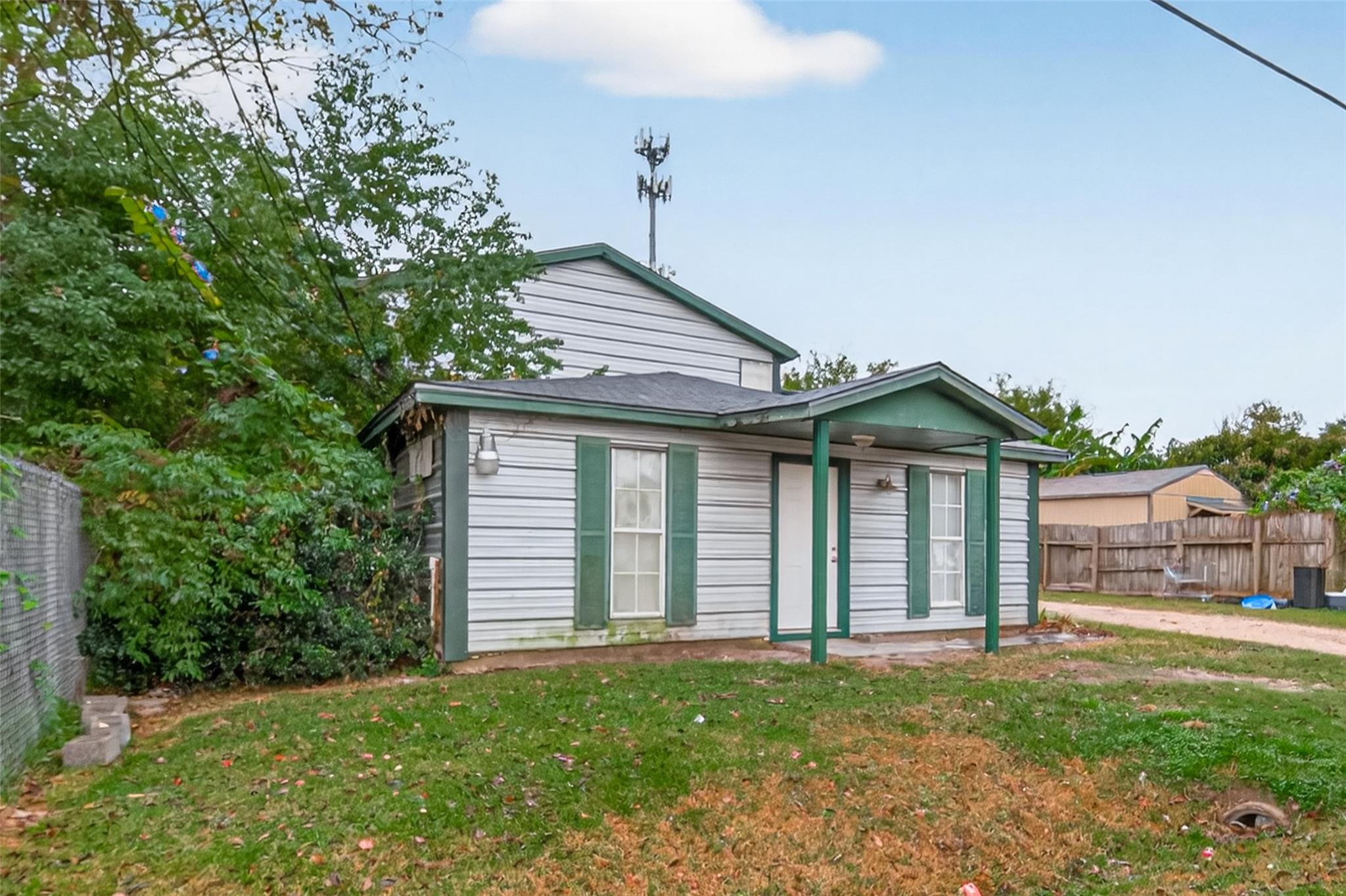 105 Clear Lake Road A