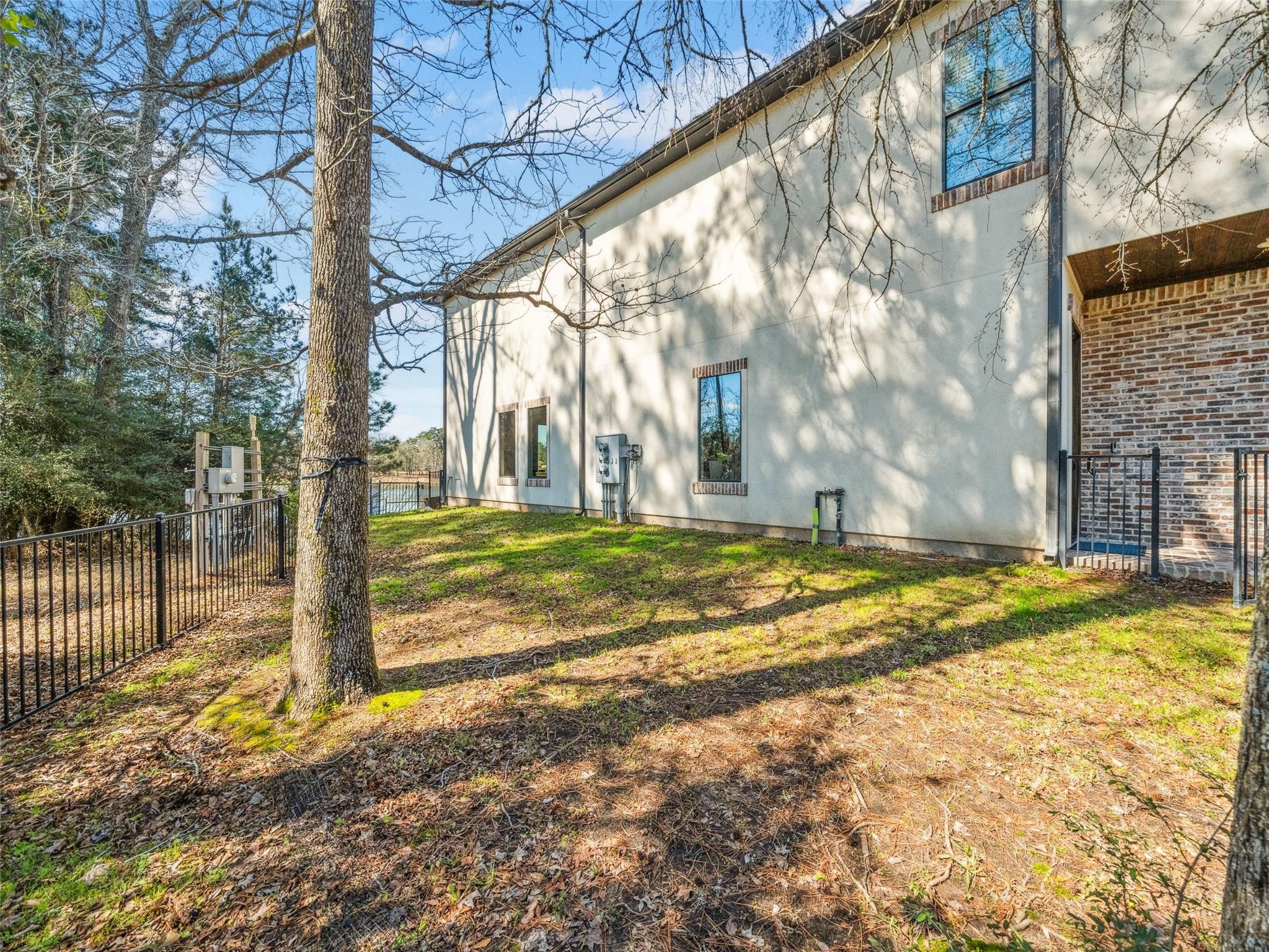 14898 Diamondhead Road N