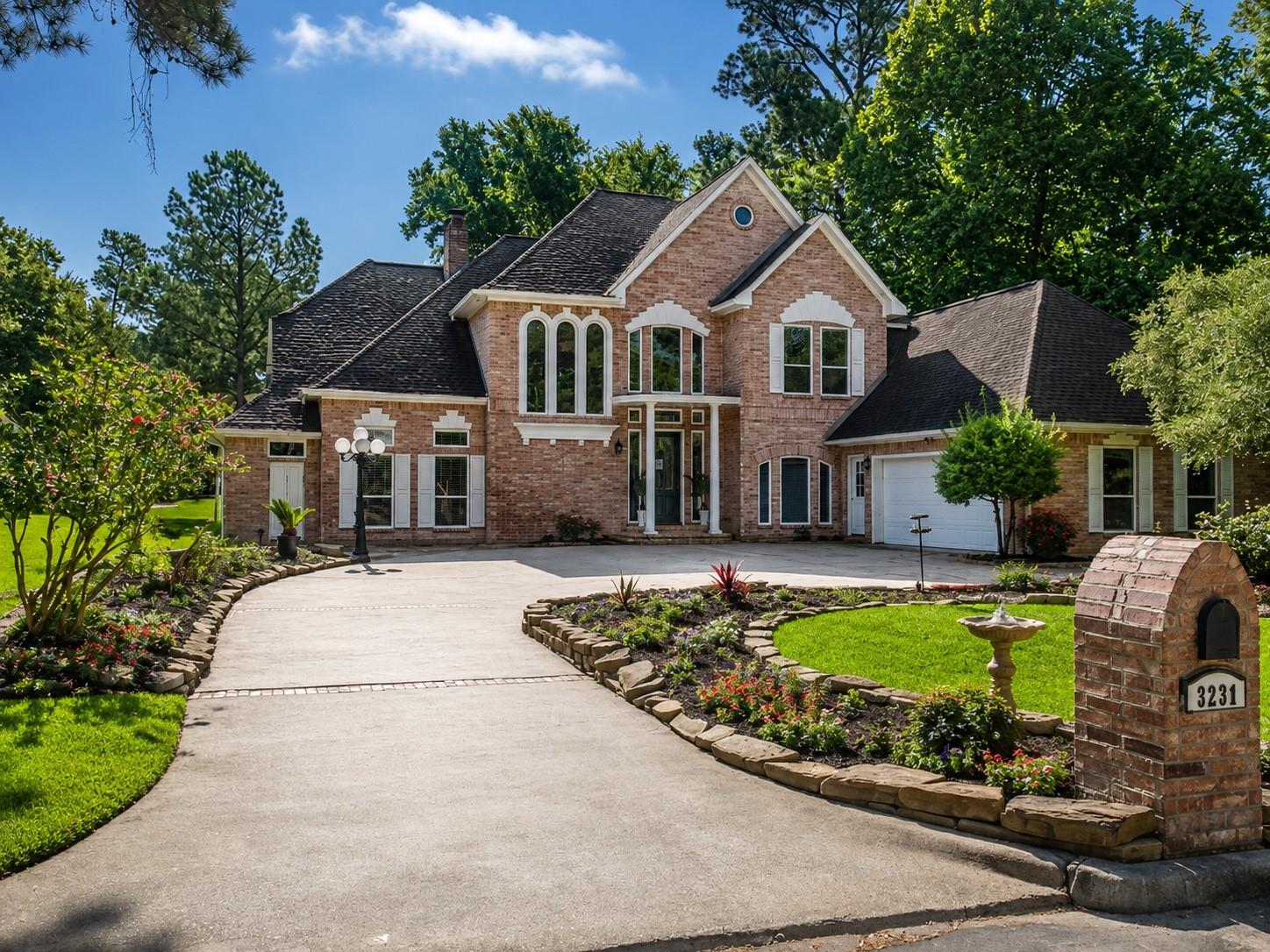 3230 Lake Island Drive