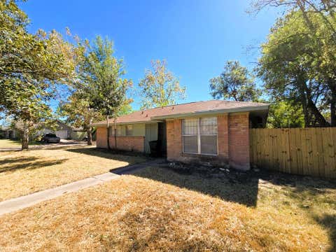 Homes For Rent - 4203 Wuthering Heights Drive<br/> Houston, TX 77045