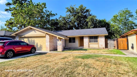 Photo of 23054 Banquo Drive, Spring, TX 77373 (MLS # 42441643)