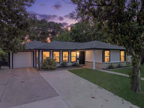 Photo of 4618 Ella Boulevard, Houston, TX 77018 (MLS # 78848200)