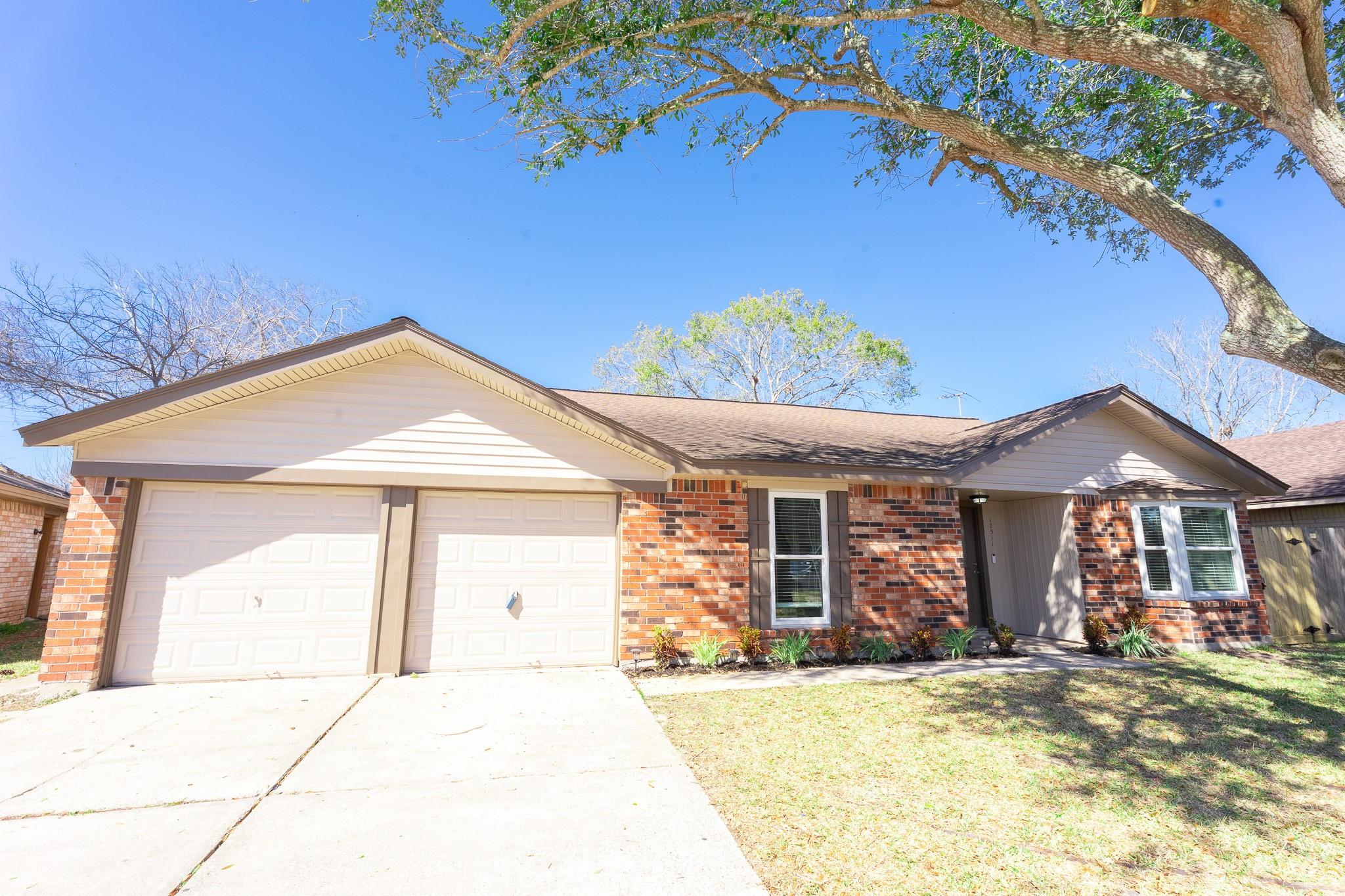 17511 Heritage Cove Drive