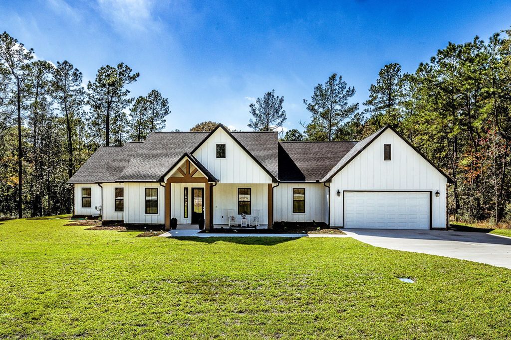 Photo of 111 Eagle Run, New Waverly, TX 77358 (MLS # 86039852)