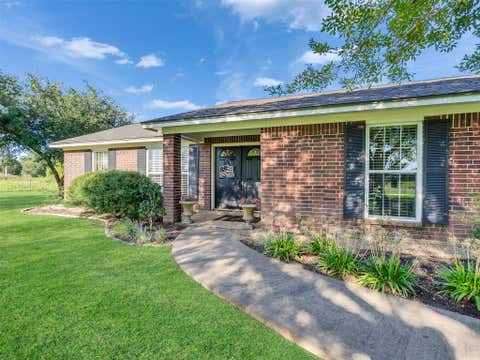Photo of 7202 Wetzel Road, Dickinson, TX 77539 (MLS # 13663452)