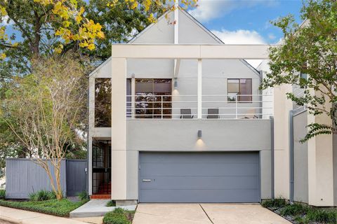 16 Boulevard Green Bellaire TX 77401