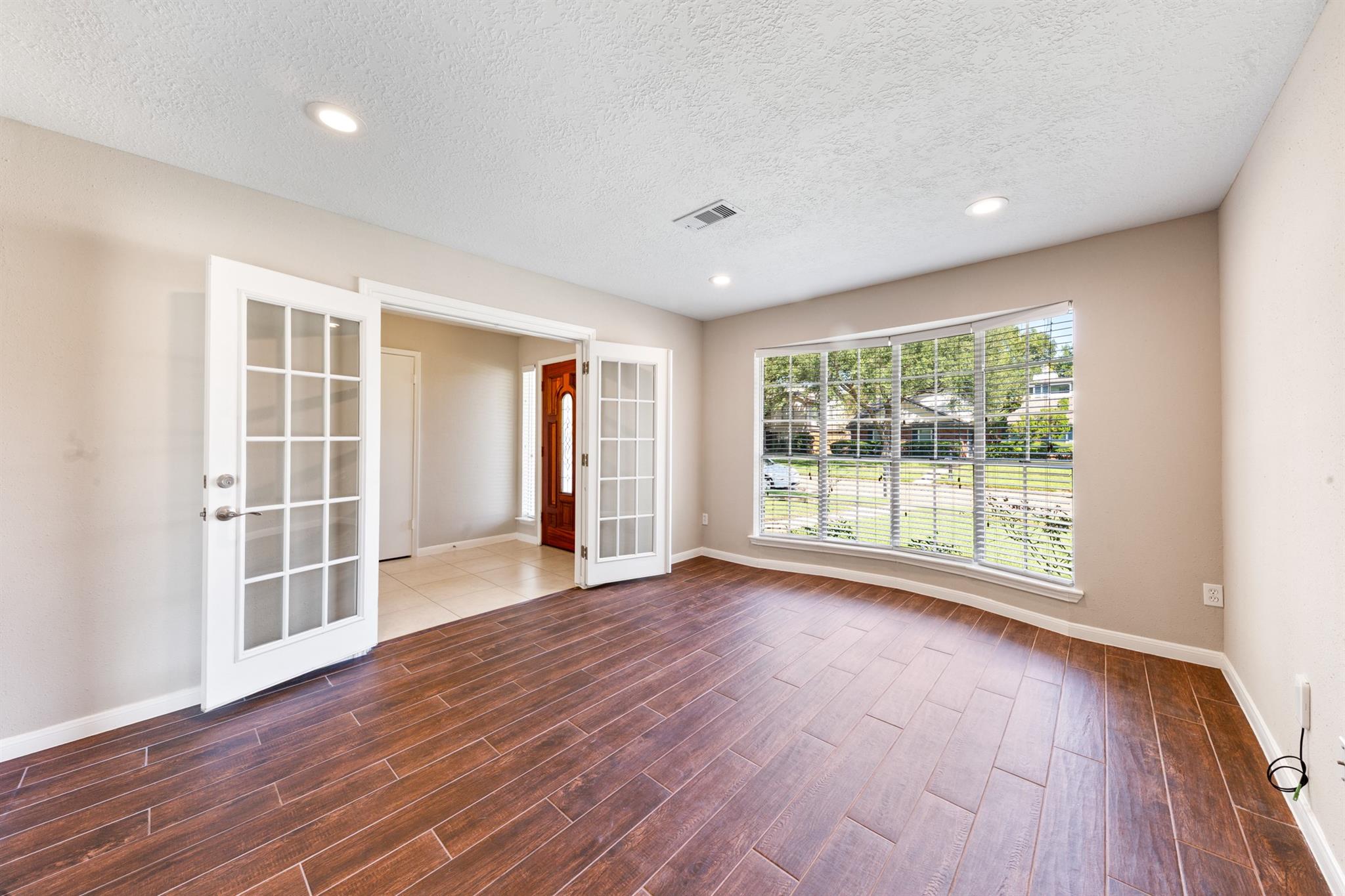 3042 Pecan Point Drive