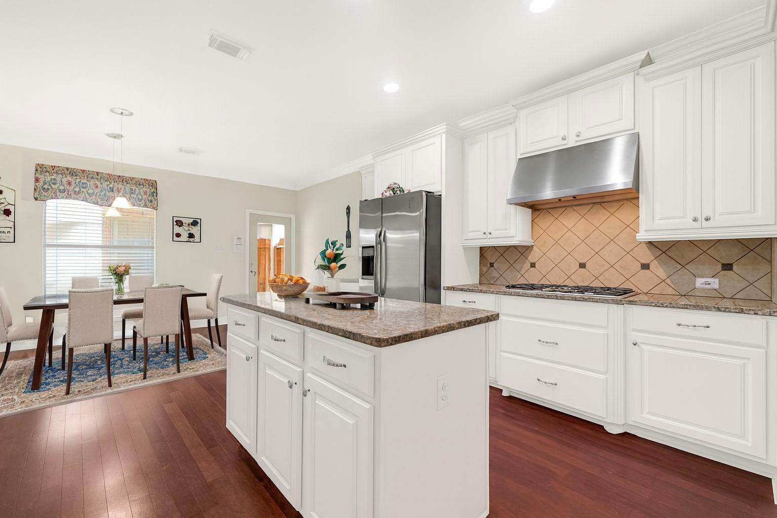 3730 Arundel Gardens Lane