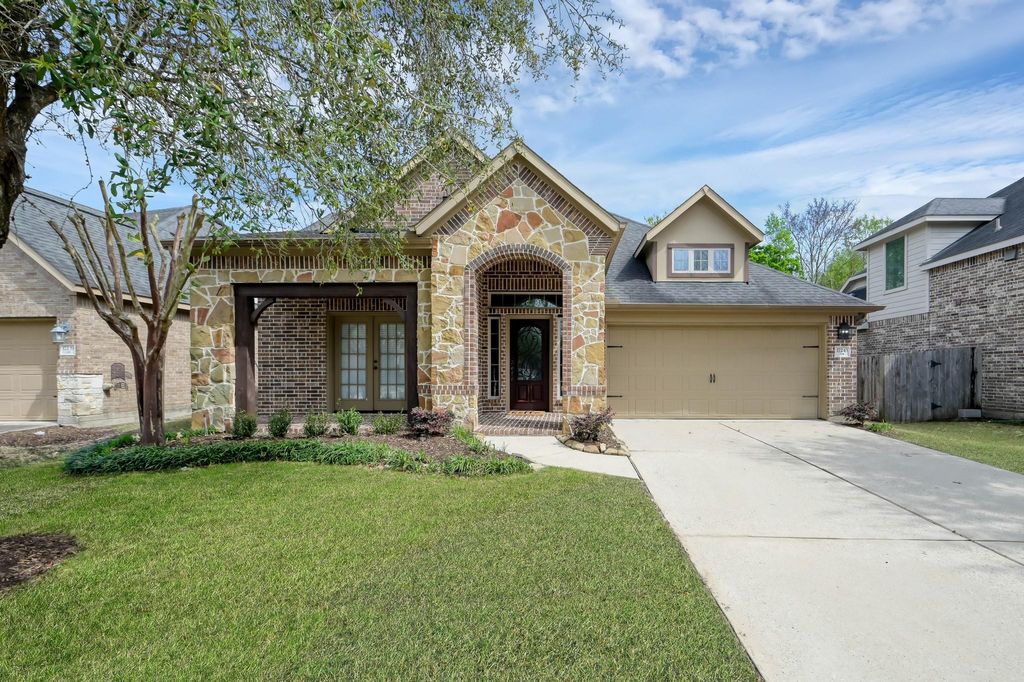 Photo of 17243 Rookery Court, Conroe, TX 77385 (MLS # 86416515)